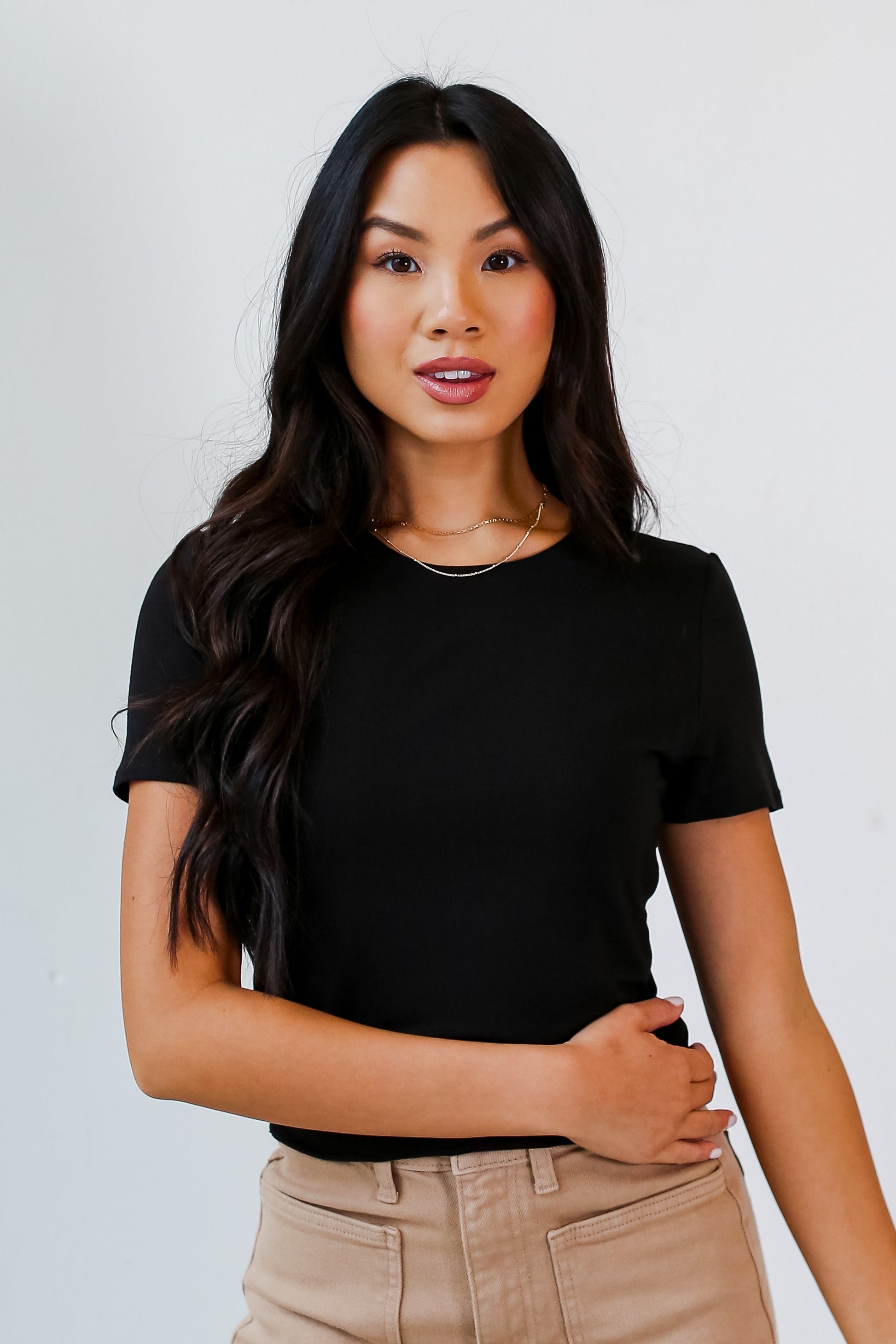 womens basic black top