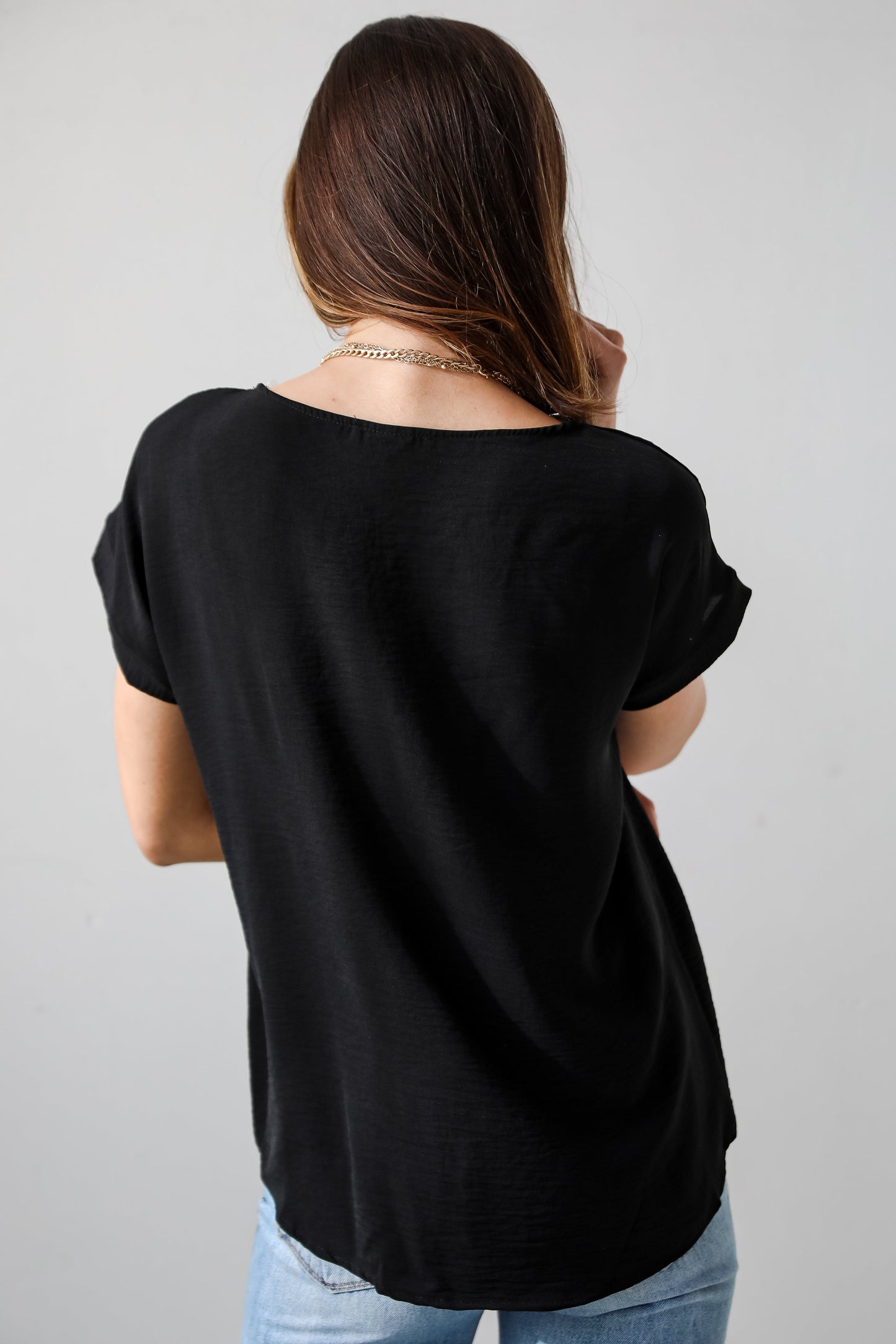 casual black top